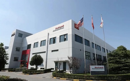 Allen-Bradley révolutionne le câblage industriel : le système Ethernet/IP permet une avancée intelligente pour les armoires de commande